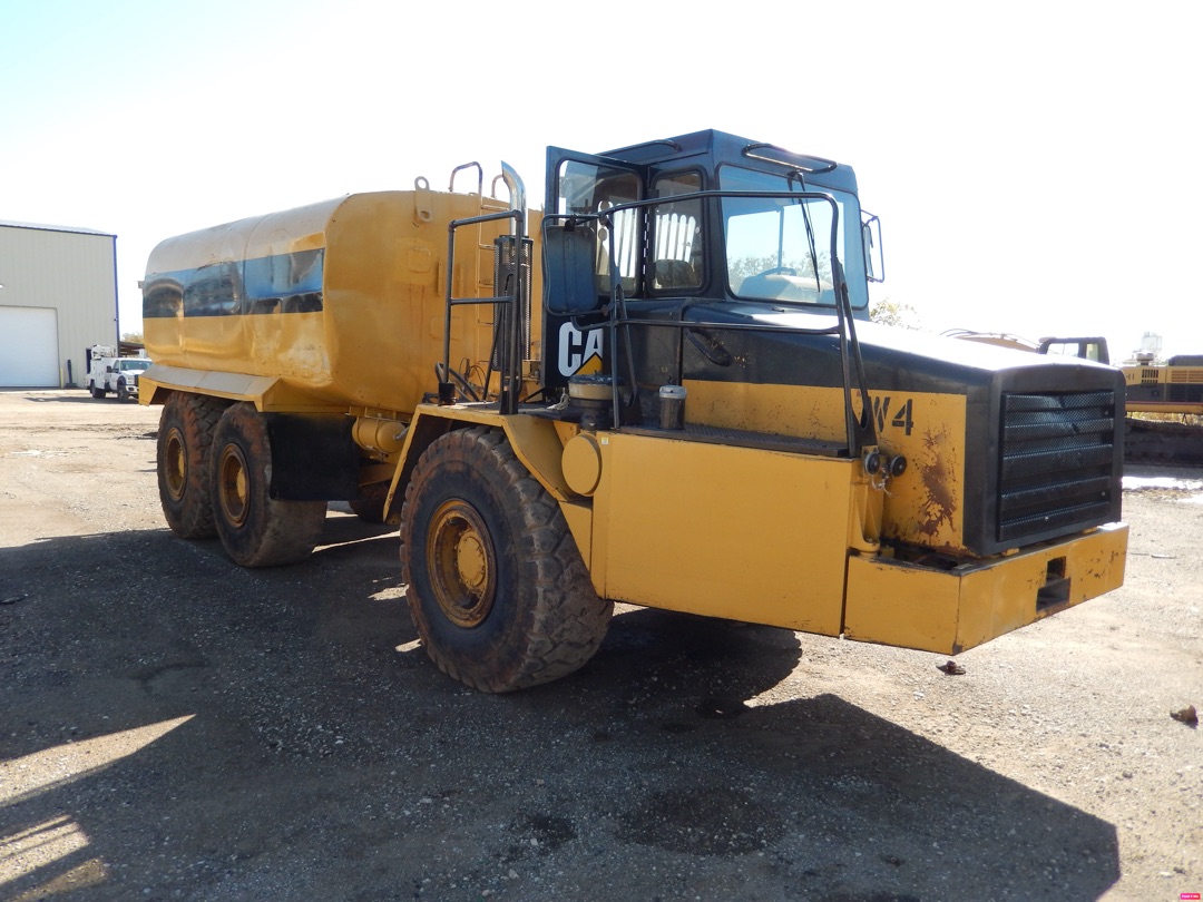 1997 CATERPILLAR D250E